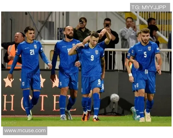 回顾1995年瑞典足球明星的辉煌历程与成就分析